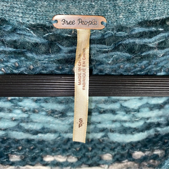Free People Through the Storm Sea Blue Fair Isle Chunky Knit Long Sleeve Sweater - Picture 5 of 6